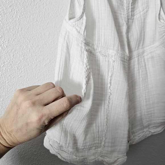 White Gauze Tie-Strap Romper Sz S - Picture 2 of 8